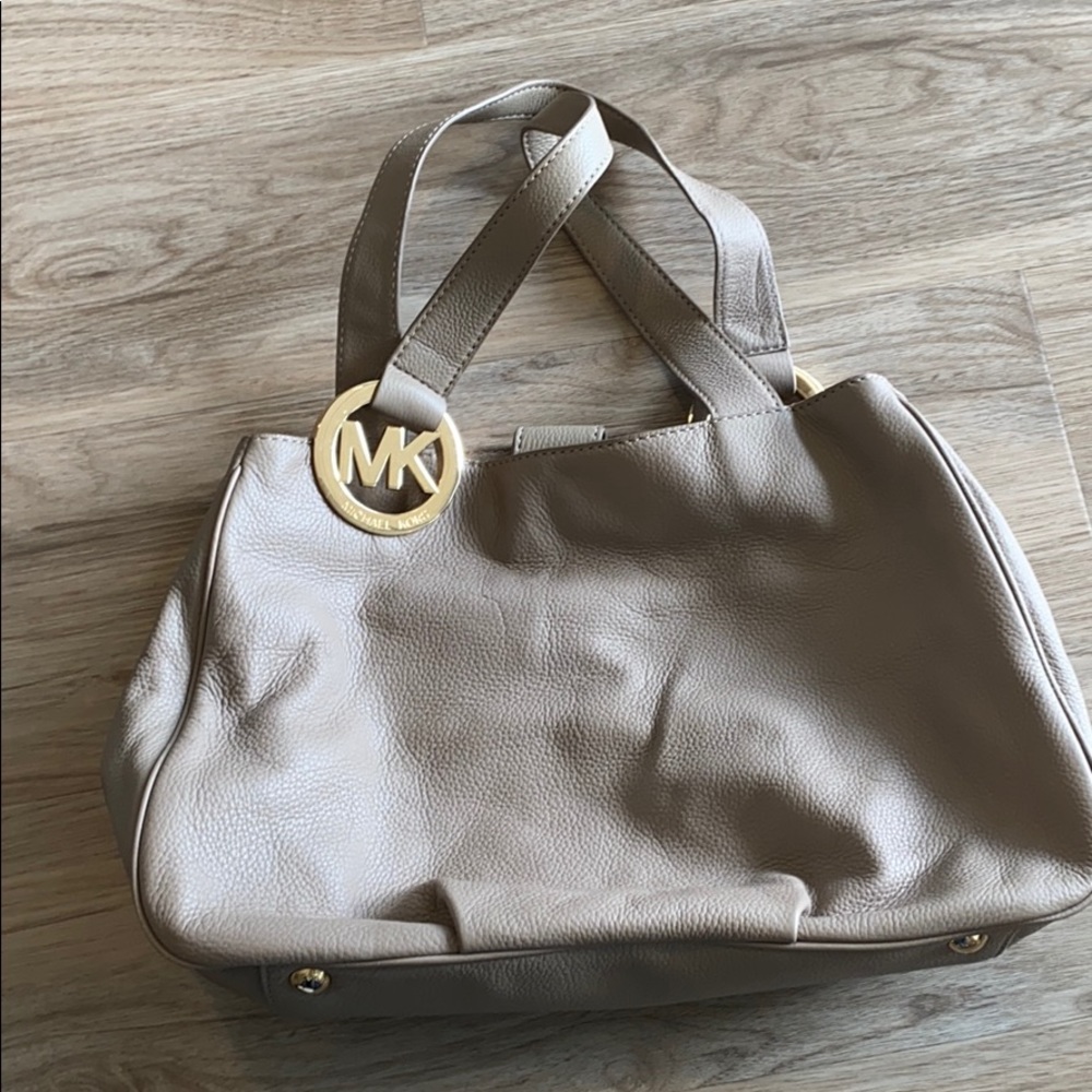 Michael Kors medium purse